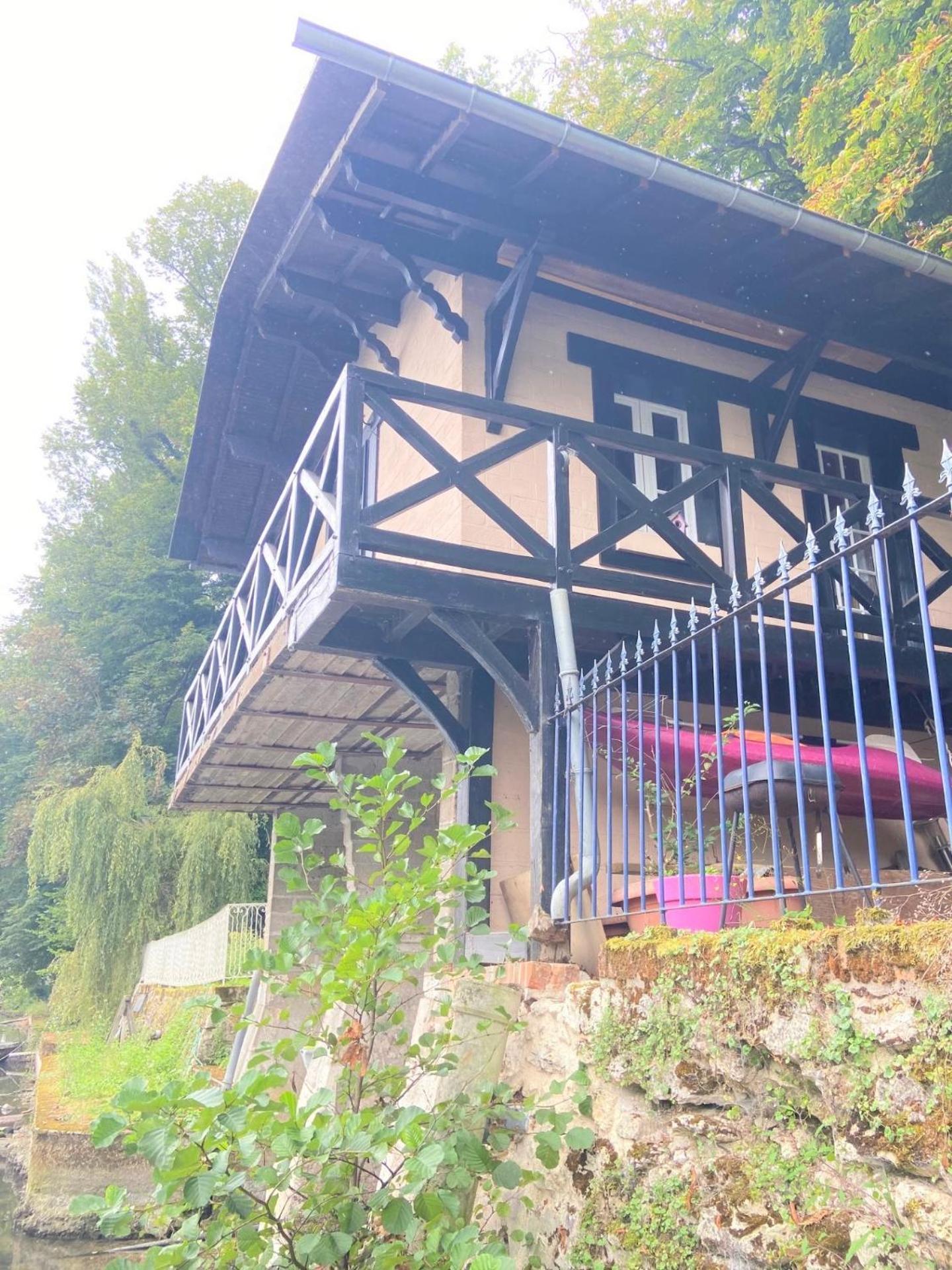 Le Chalet Bucolique Au Bord De L'Eau Olivet  Exterior foto