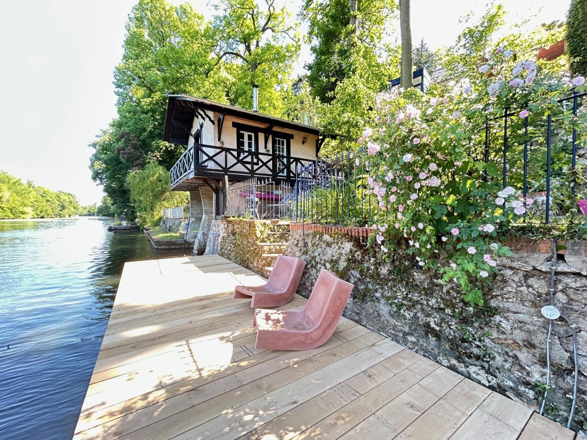Le Chalet Bucolique Au Bord De L'Eau Olivet  Exterior foto