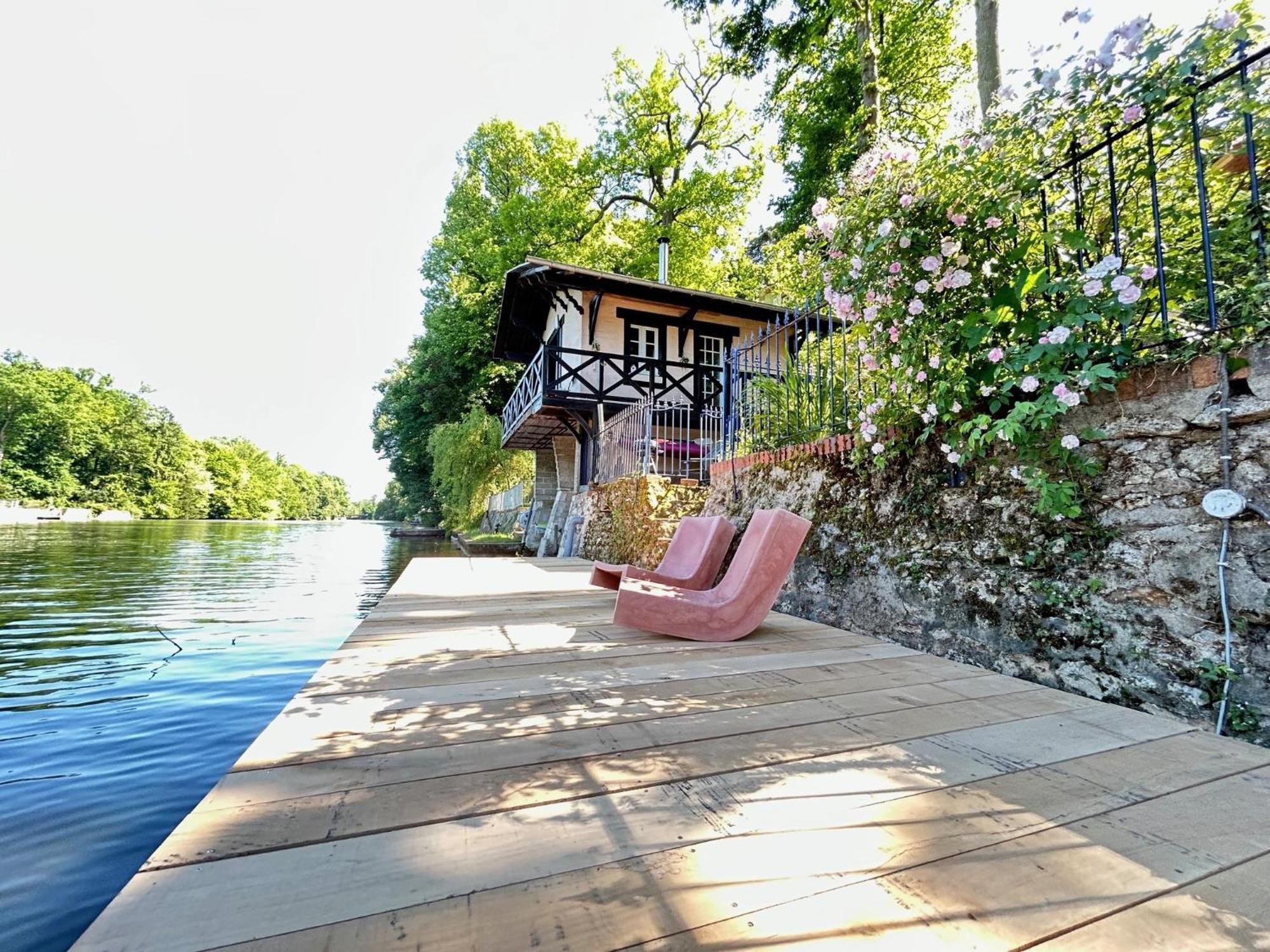 Le Chalet Bucolique Au Bord De L'Eau Olivet  Exterior foto